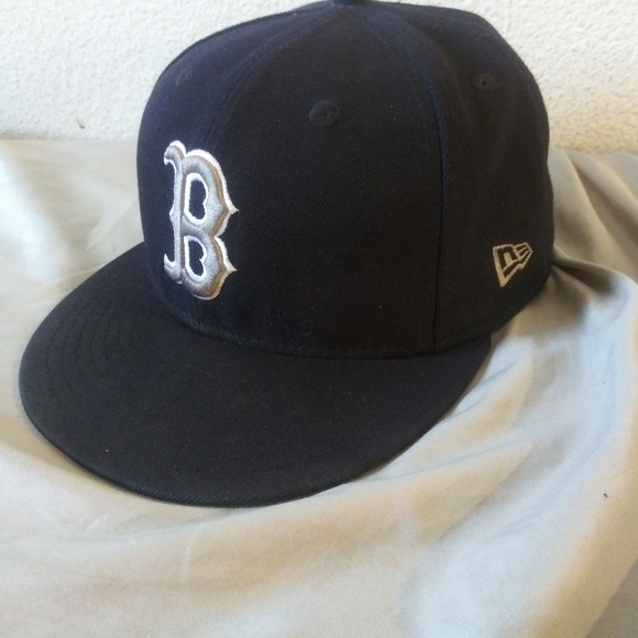 Boston red sox new era fitted hat - Picture 2 of 5